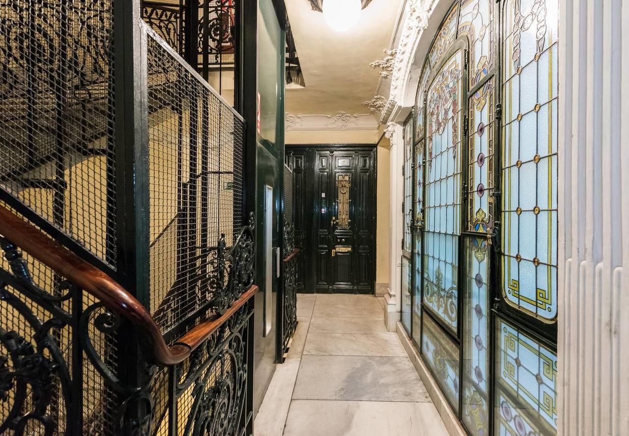 M&F Gran Via 3 Hab Apartment Madrid Exterior photo